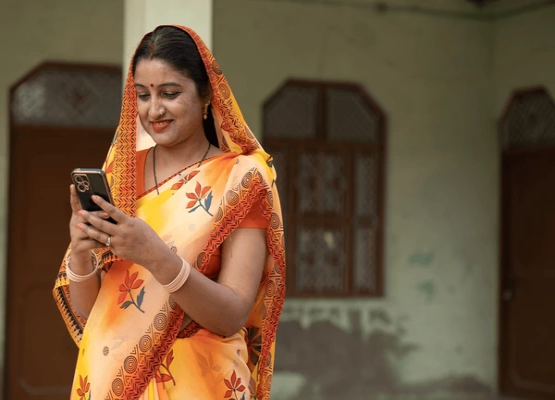 Digital Naari: Empowering Women Through Technology